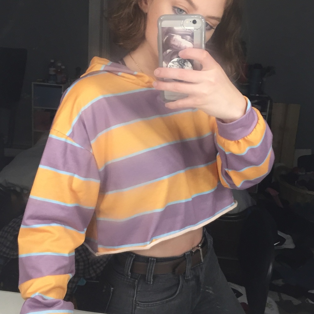 striped crop sweatshirt